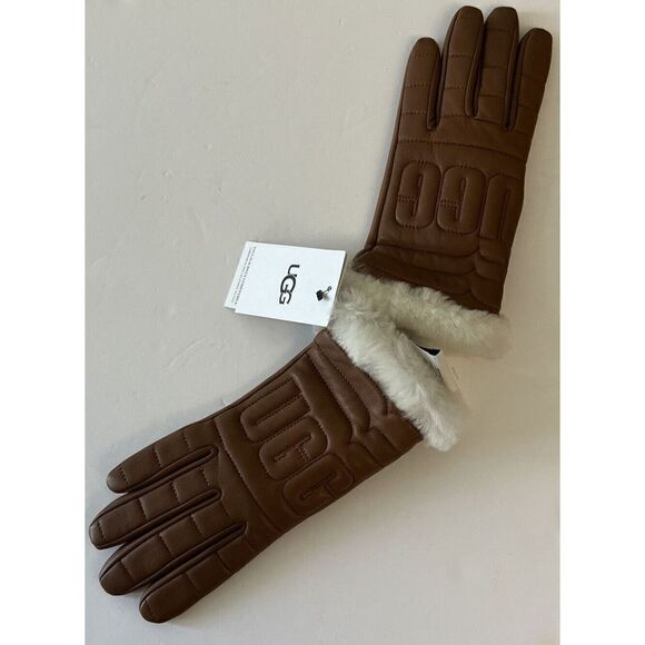 UGG Womens Sz Medium LEATHER CASHMERE QUILTED LOGO TECH GLOVES $145 - Picture 3 of 6